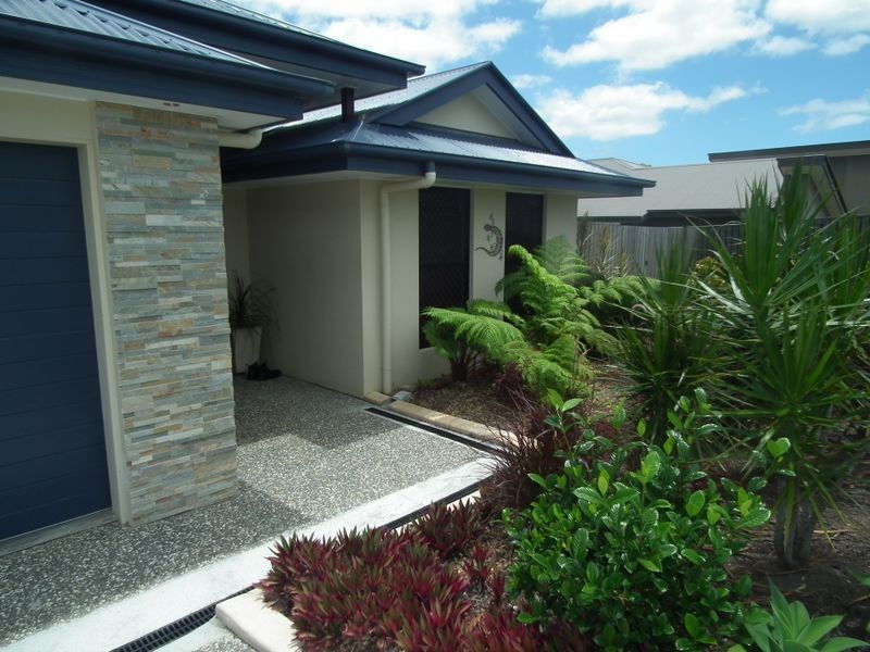 17 Bay Breeze Close, Wondunna QLD 4655