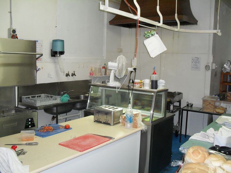 575 Charlton Esplanade, Urangan QLD 4655