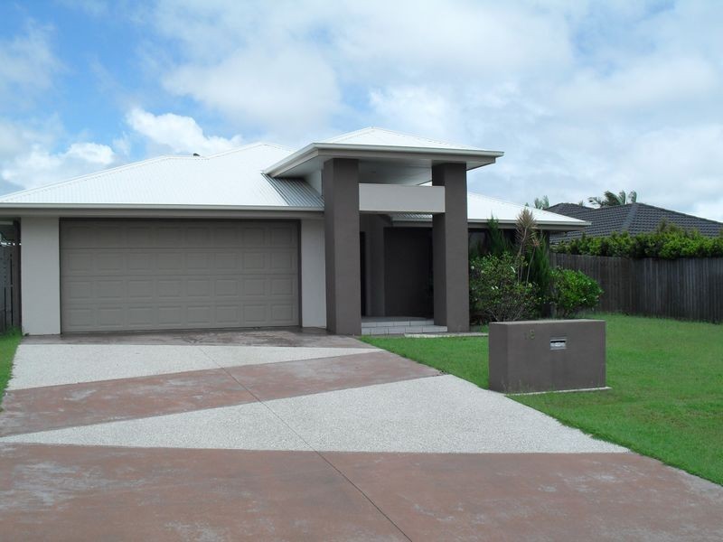 18 Cromdale Circuit, Kawungan QLD 4655