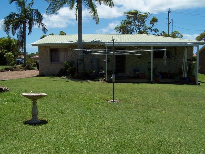 675 Boat Harbour Drive, Urangan QLD 4655