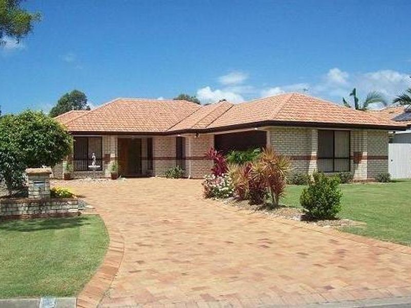 3 Oriole Court, Eli Waters QLD 4655