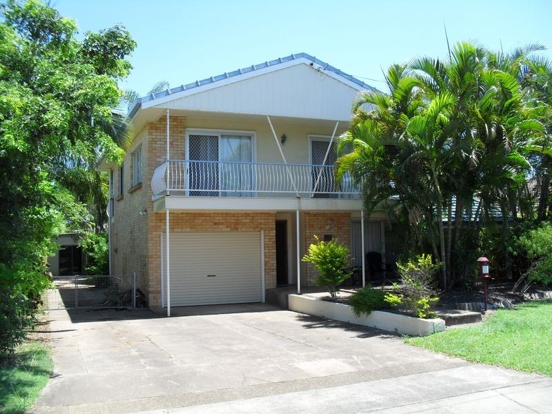 137 Long Street, Point Vernon QLD 4655