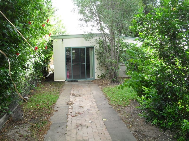 137 Long Street, Point Vernon QLD 4655