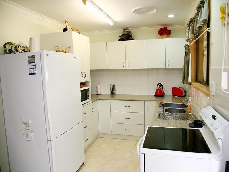 7 Oxley Court, Granville QLD 4650