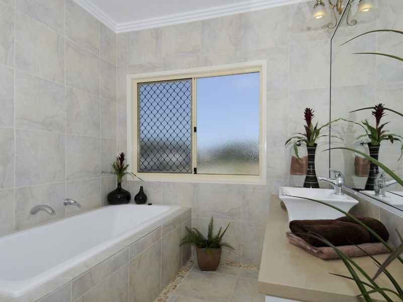 13 Conservation Drive, Urraween QLD 4655
