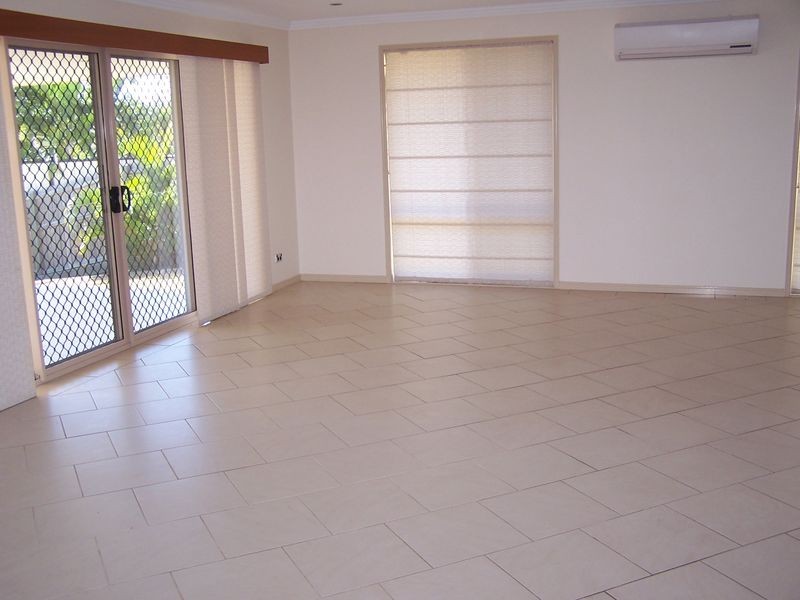 25 Harrison Circuit, Urangan QLD 4655