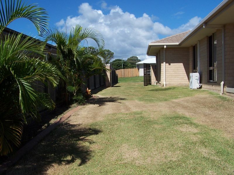 25 Harrison Circuit, Urangan QLD 4655