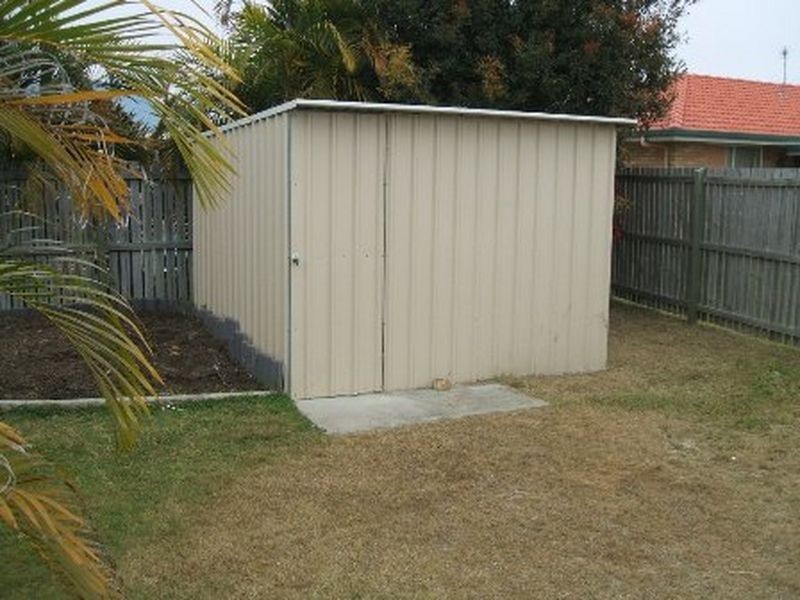 29 Foreshore Drive, Urangan QLD 4655