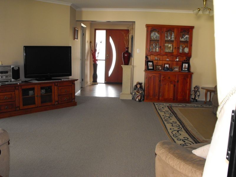1 Brypat Close, Burrum Heads QLD 4659