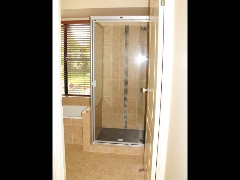 1 Brypat Close, Burrum Heads QLD 4659