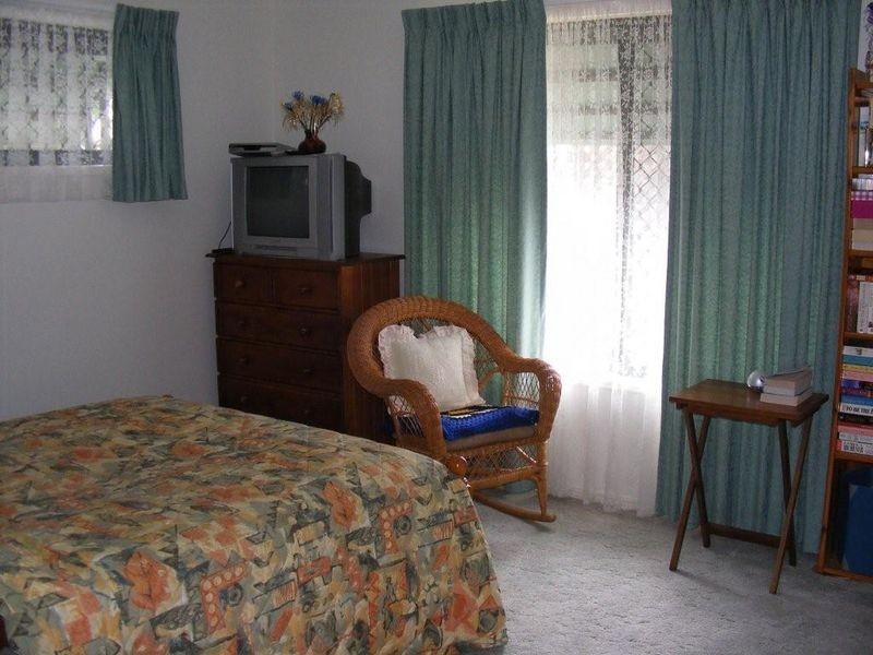 240 Wave Avenue, Urraween QLD 4655