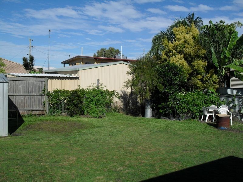 74 Drummond Street, Urangan QLD 4655