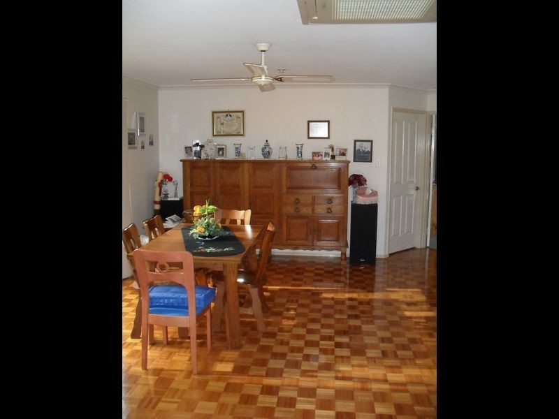 8 Shoreline Court, Urangan QLD 4655