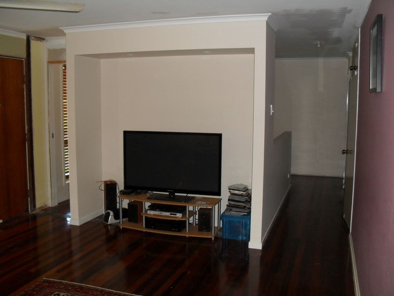 25 Limpus Street, Urangan QLD 4655