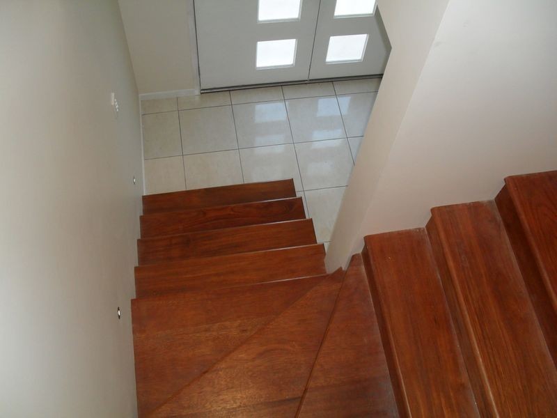 25 Limpus Street, Urangan QLD 4655