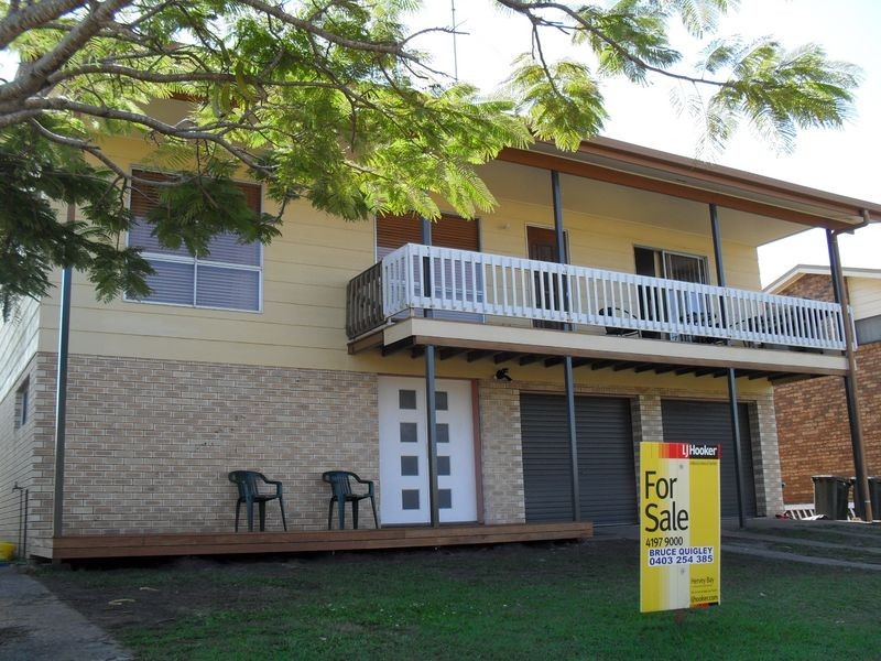 25 Limpus Street, Urangan QLD 4655