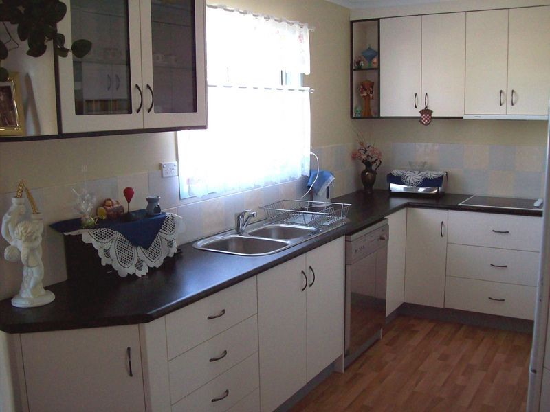 Point Vernon QLD 4655