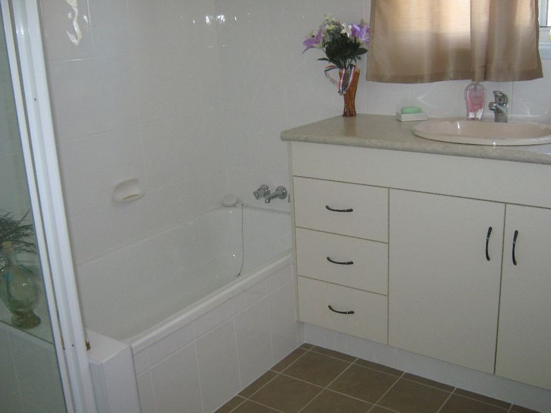 Point Vernon QLD 4655