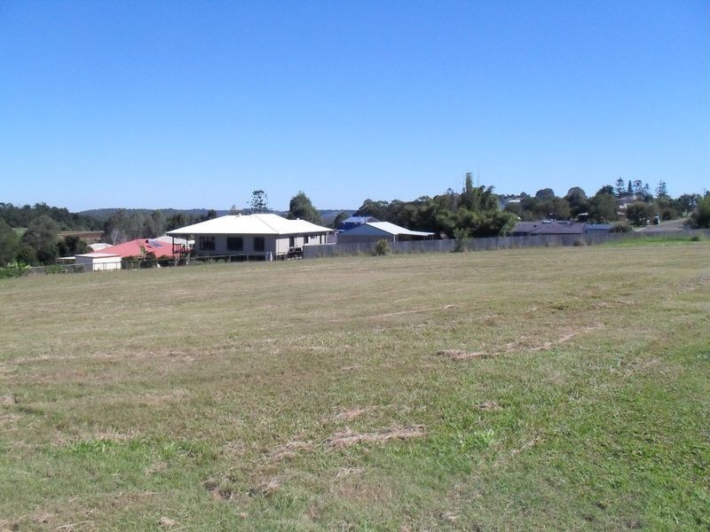 33 High Point Road, Dundowran QLD 4655