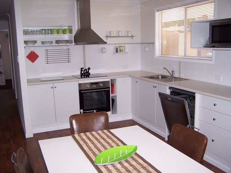 4 Par Court, Urraween QLD 4655