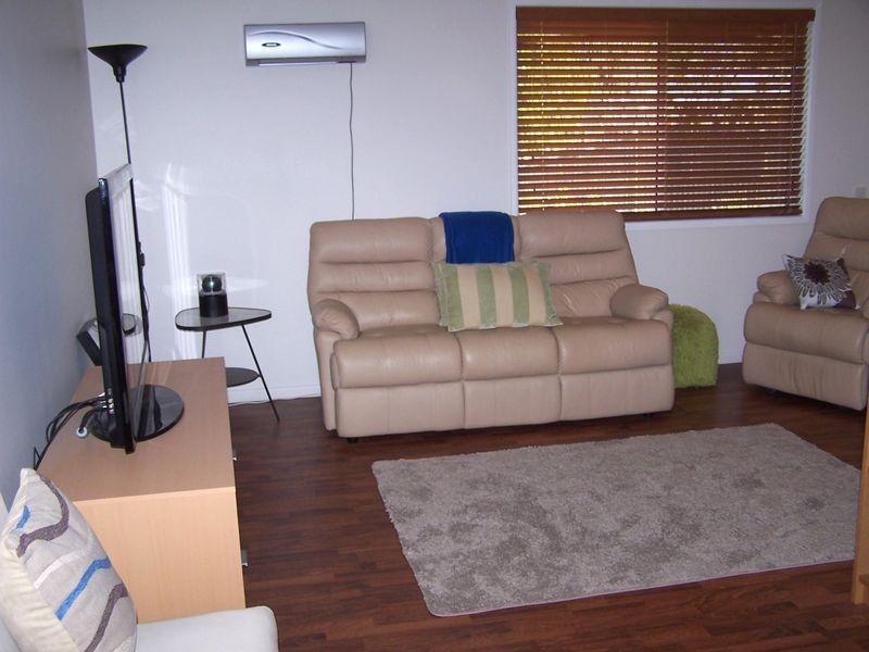 4 Par Court, Urraween QLD 4655