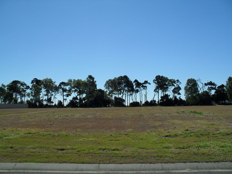 9 Dundowran Beach Esplanade, Booral QLD 4655