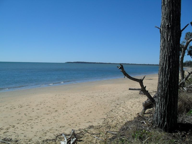 9 Dundowran Beach Esplanade, Booral QLD 4655