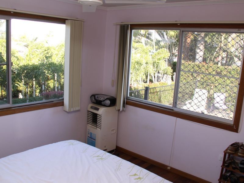 53 Bideford Street, Torquay QLD 4655
