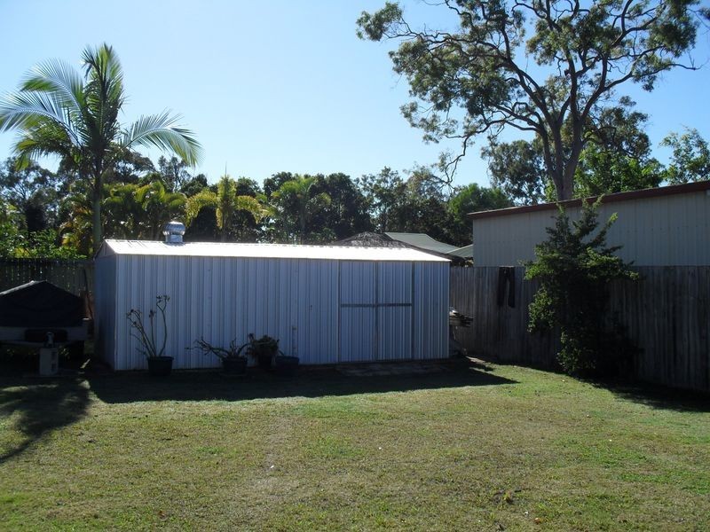 128 Garden Drive, Urangan QLD 4655