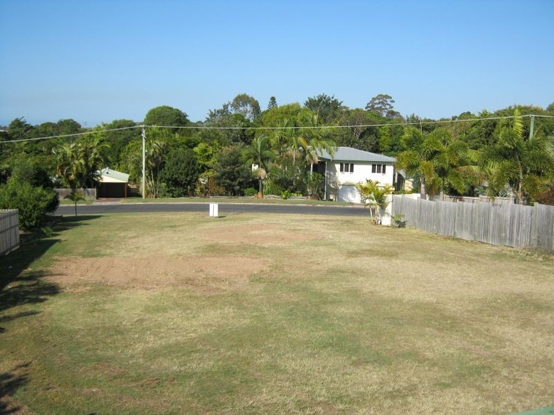 2 Romeck Crescent, Urraween QLD 4655