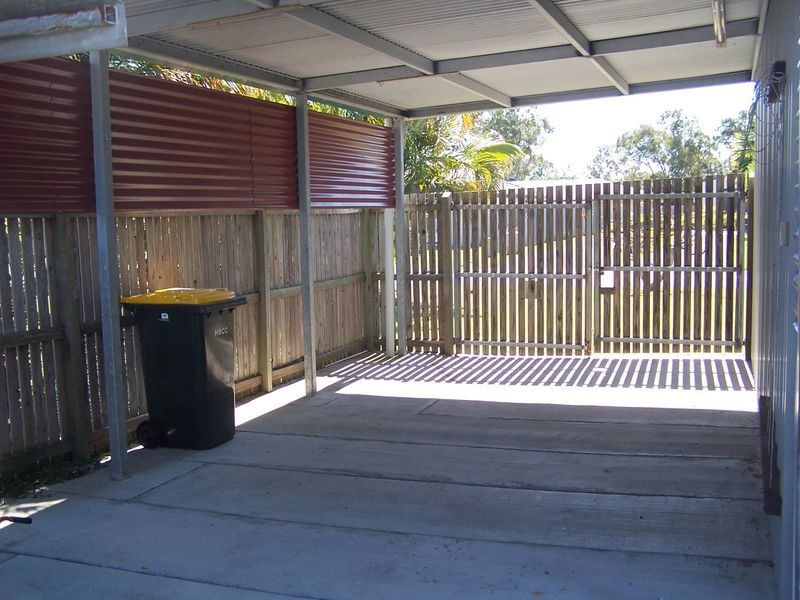 5 Skinner Crescent, Urangan QLD 4655