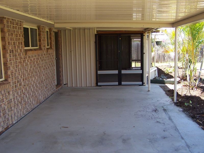 25 Joselyn Dr, Point Vernon QLD 4655