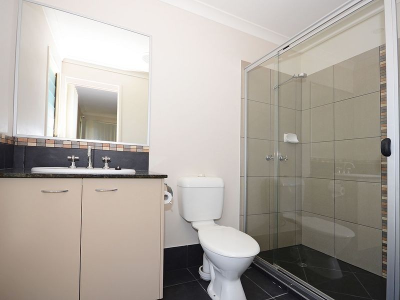 8 Swan View Court, Toogoom QLD 4655