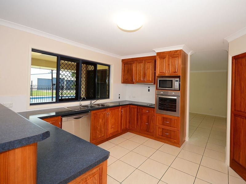 5 Glen Eagles Close, Wondunna QLD 4655