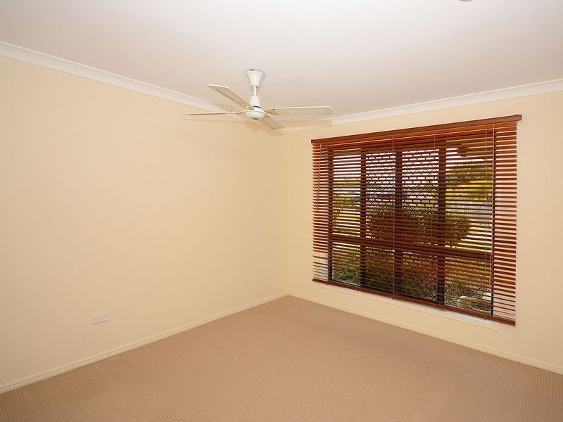 5 Glen Eagles Close, Wondunna QLD 4655