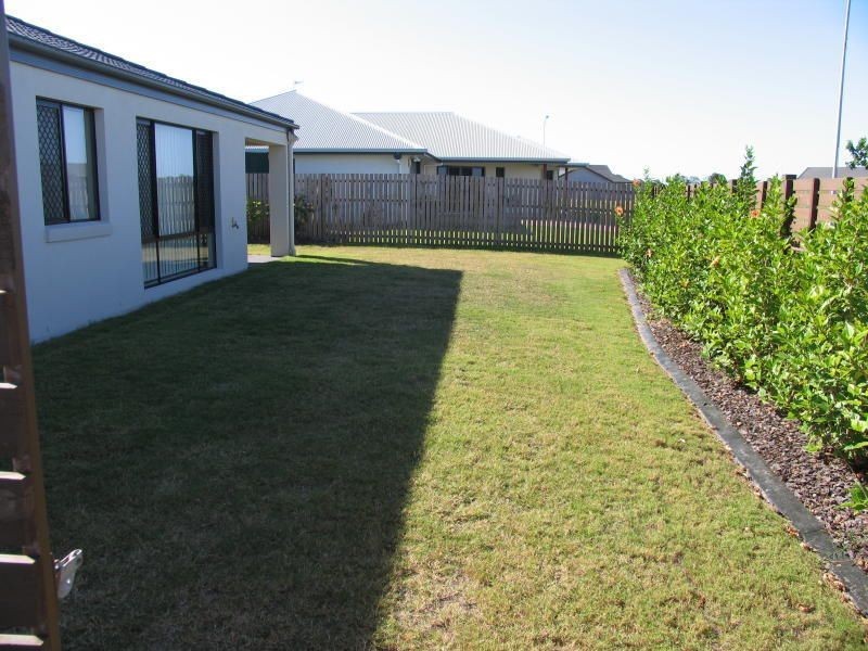1 Fishburn Way, Eli Waters QLD 4655