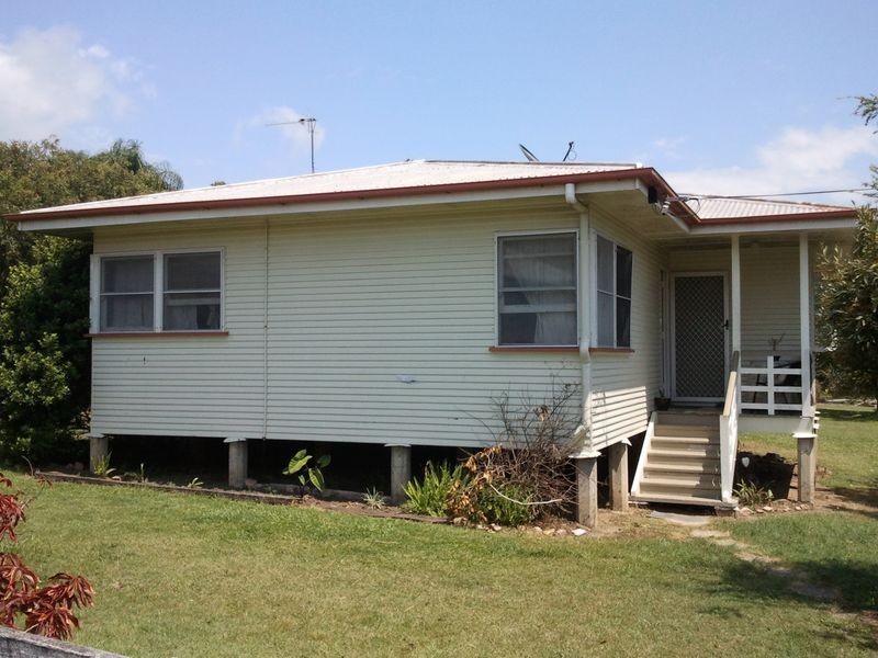 19 Beach Road, Pialba QLD 4655