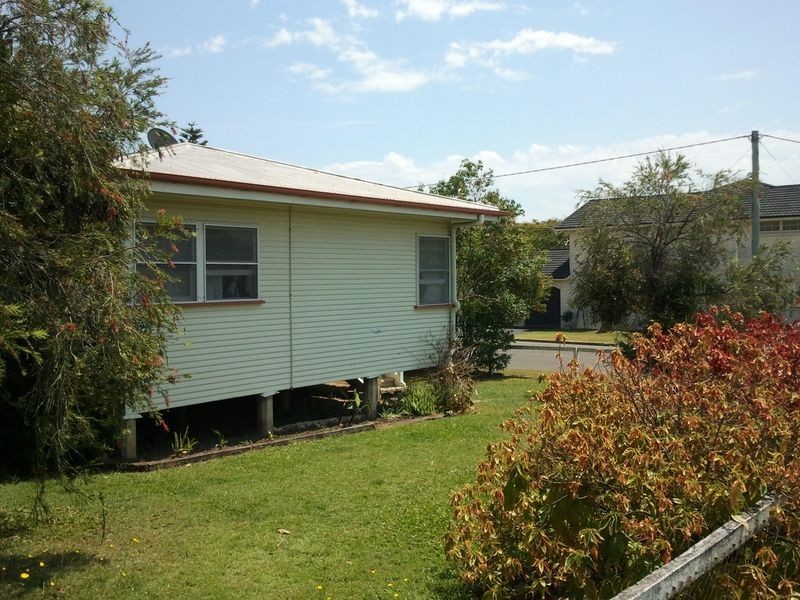 19 Beach Road, Pialba QLD 4655