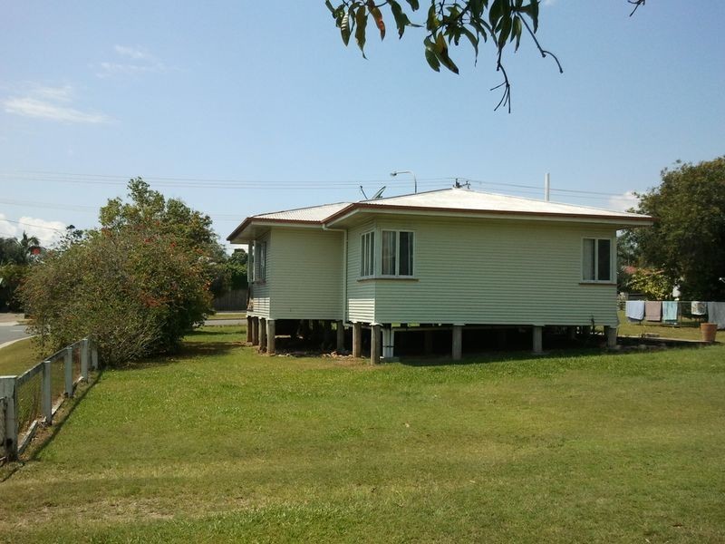 19 Beach Road, Pialba QLD 4655