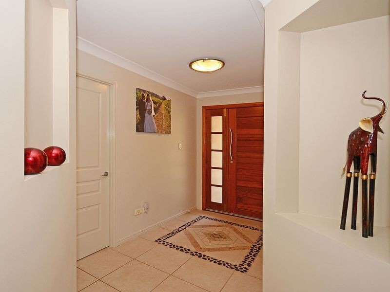 33 Sandrabarbara Drive, Booral QLD 4655