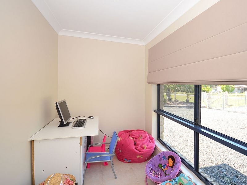 33 Sandrabarbara Drive, Booral QLD 4655