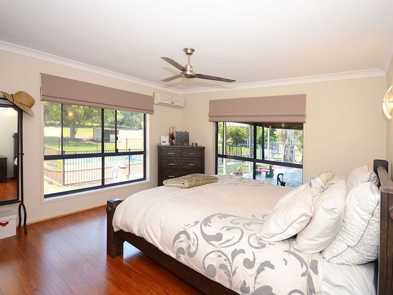 33 Sandrabarbara Drive, Booral QLD 4655