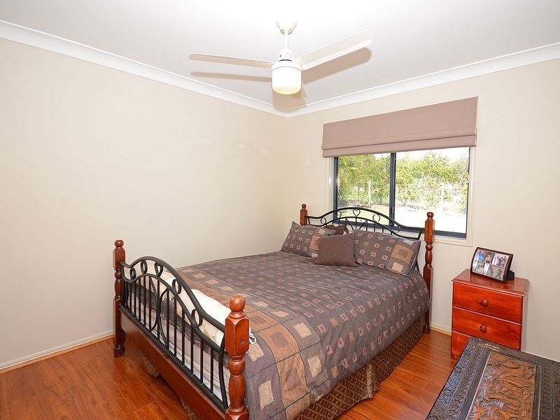 33 Sandrabarbara Drive, Booral QLD 4655