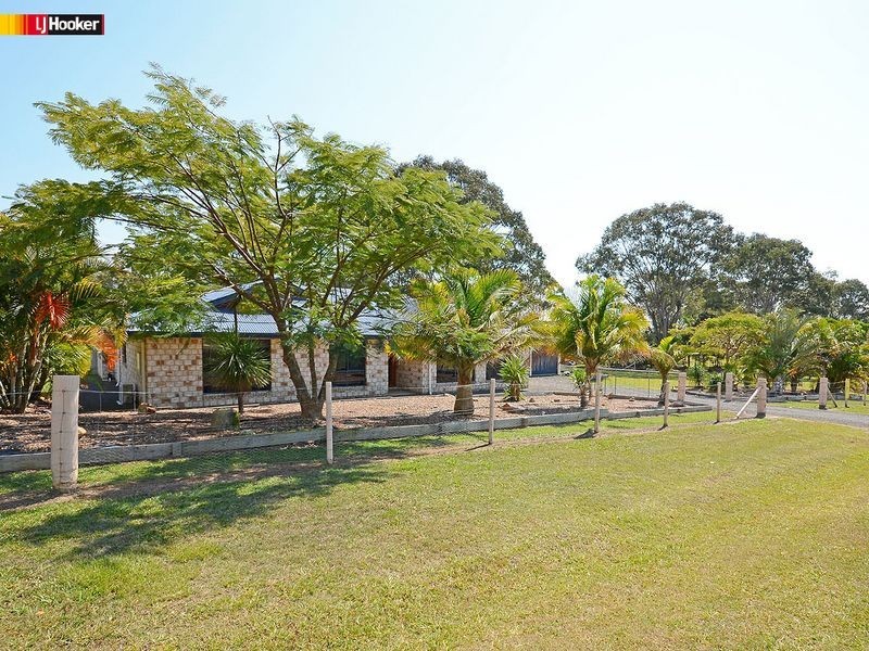 33 Sandrabarbara Drive, Booral QLD 4655