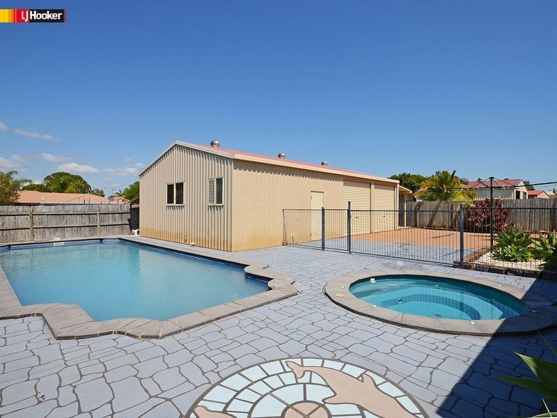 28 Aimee Drive, Urangan QLD 4655