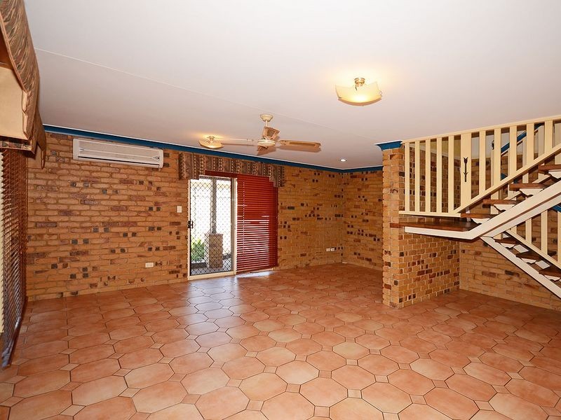 28 Aimee Drive, Urangan QLD 4655