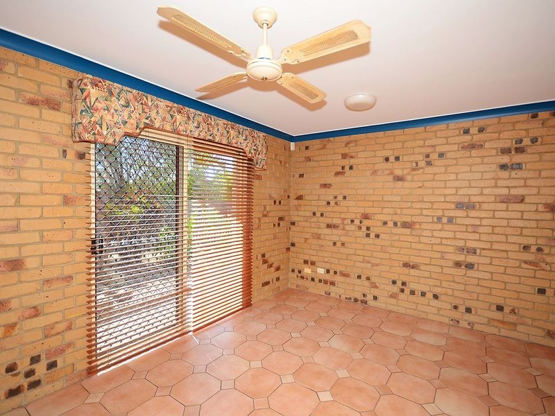 28 Aimee Drive, Urangan QLD 4655