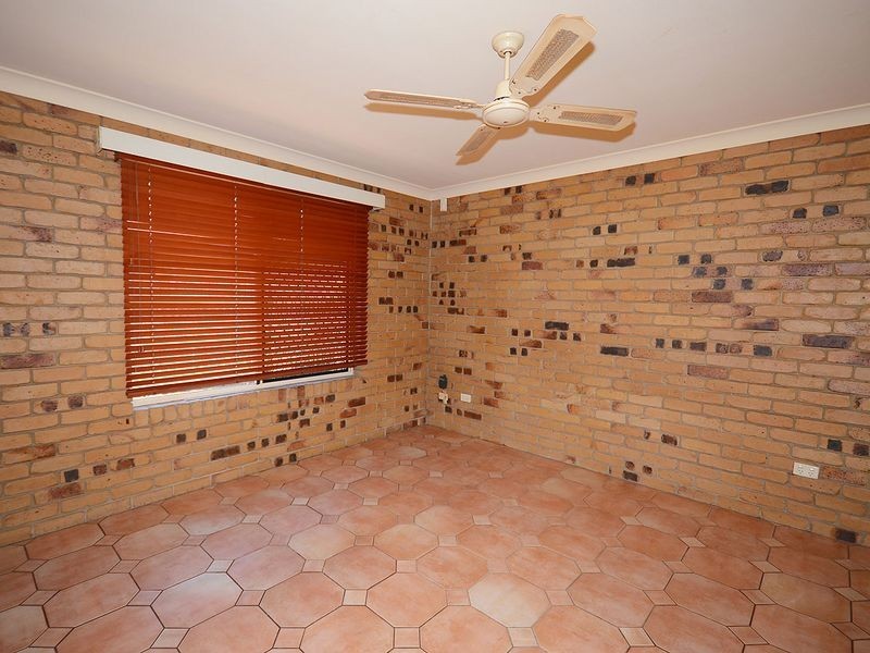 28 Aimee Drive, Urangan QLD 4655