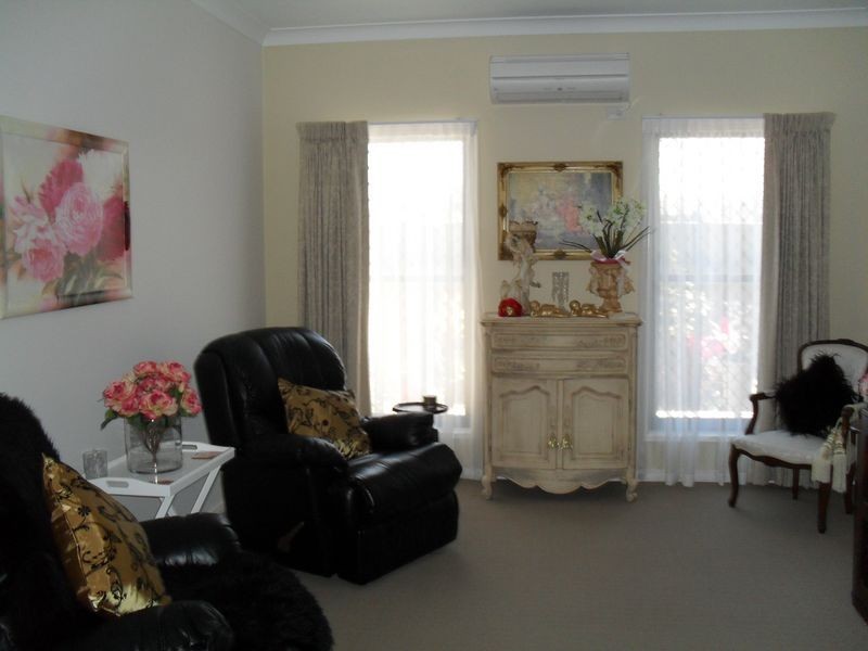 11 Harmony Ave, Urraween QLD 4655