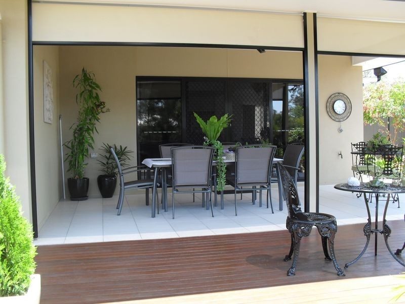 11 Harmony Ave, Urraween QLD 4655